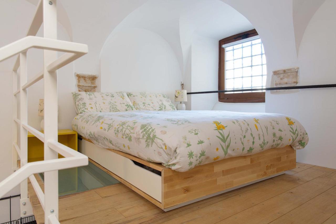 Residenza Storica: La Suite Del Grifo L'Aquila Ngoại thất bức ảnh